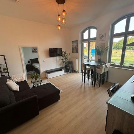 Apartment Mit Parkplatz Und Wifi Magdebourg Extérieur photo